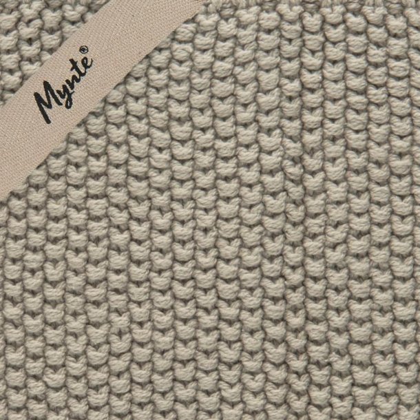 Grydelap Mynte - Sand strikket 22x22 cm.