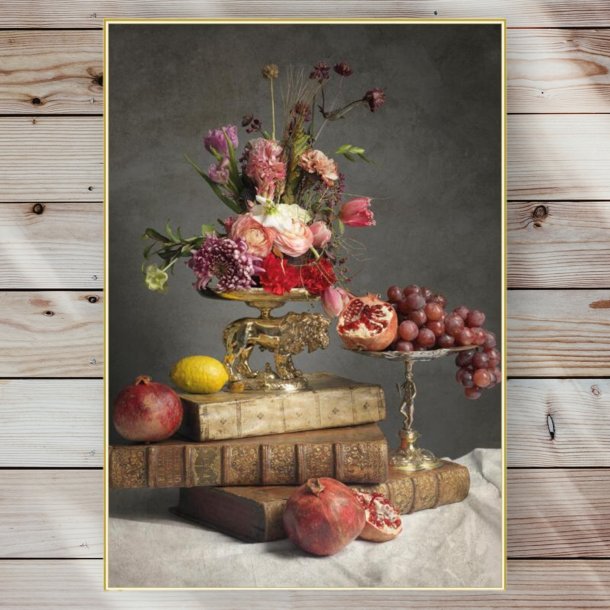 Bog, Kongelige skatte og Kronjuveler