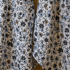 Viskestykke, m/blomstertryk i lysebl� og m�rkebl� farver, Speedtsberg