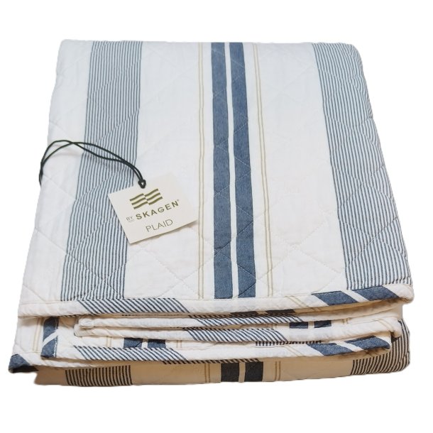 Vatt�ppe, Quiltet,  m/lysebl� og m�rkebl� striber, 130x180cm, bySKAGEN