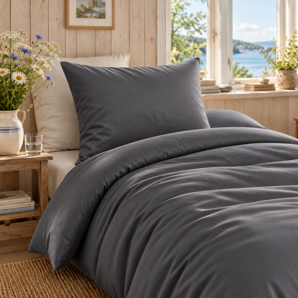 bySKAGEN Senget�j - Skagen - Bomuldssatin - M�rkegr�