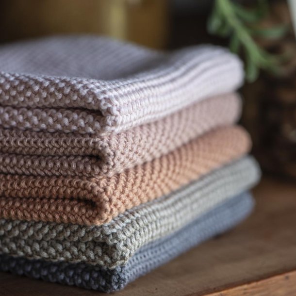 Karklud Mynte - Cornflower strikket 25x25 cm.