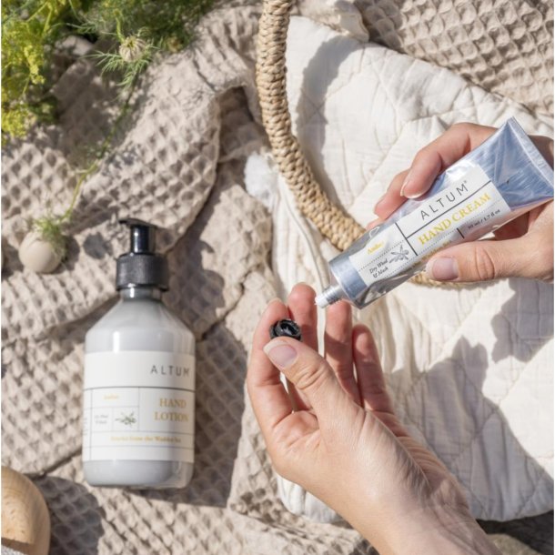 Toilettaske quiltet butter cream