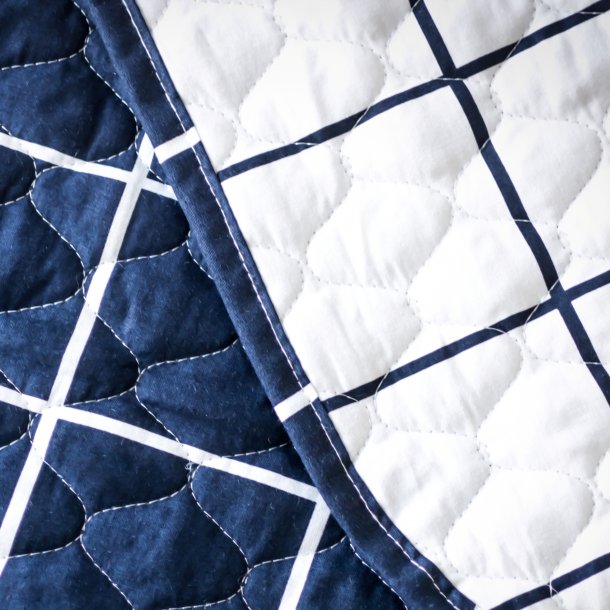 Sengetppe, Victoria, Bl/Hvid ternet, 100% bomuld, 220x220 cm