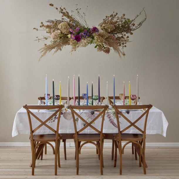 Dug, Flower garden,145x220 cm, Jim Lyngvild