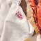 Stofserviet Atlantis M/broderi af Hummer, butter cream, B: 40 L: 40, 100% Bomuld, Ib Laursen