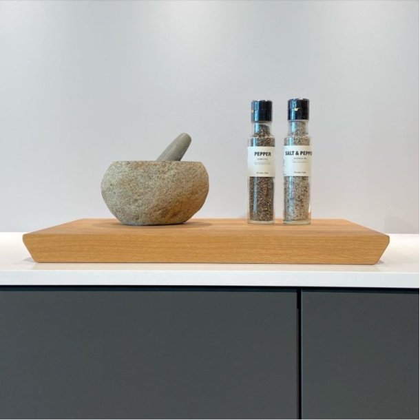 Skrebrt, Olieret eg, 55x38 cm.