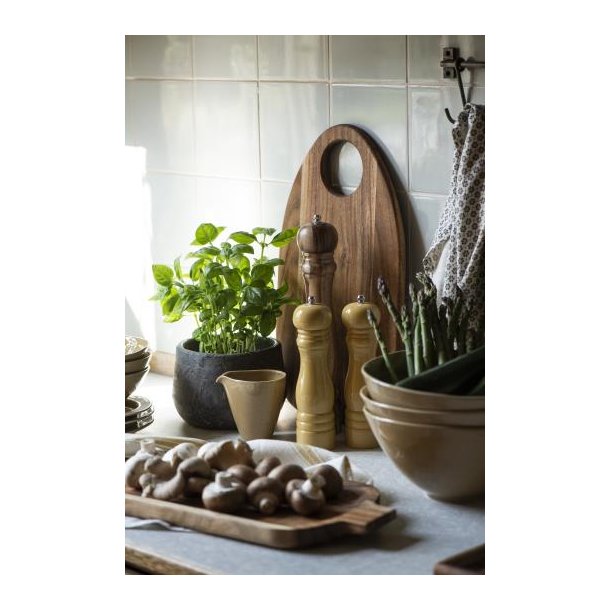 Peberkv�rn i akacietr�, Ib Laursen