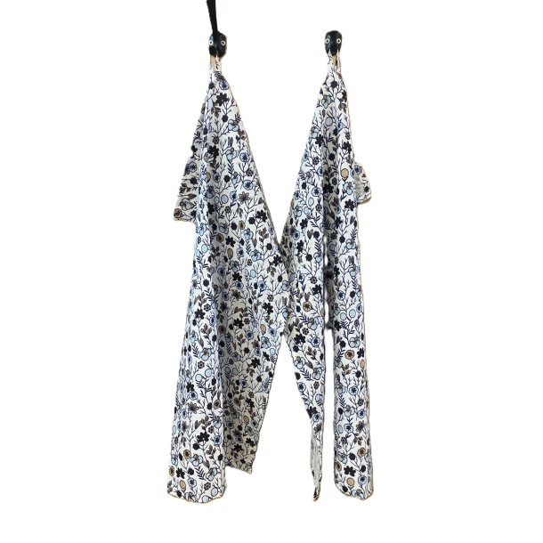 Viskestykke, m/blomstertryk i lysebl� og m�rkebl� farver, Speedtsberg